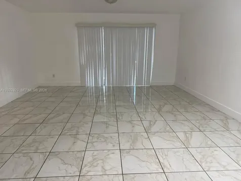 10393 N Kendall Drive Miami FL 33176