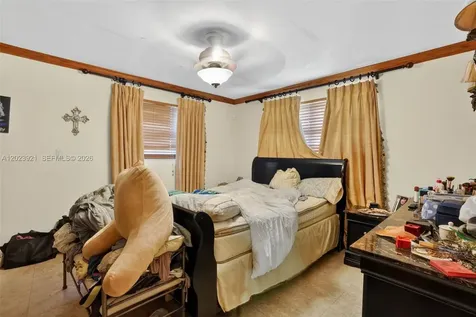 8461 SW 68th St Road Miami FL 33143
