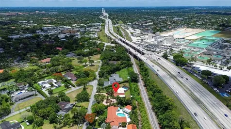 8461 SW 68th St Road Miami FL 33143