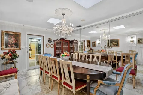 8461 SW 68th St Road Miami FL 33143
