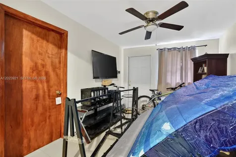 8461 SW 68th St Road Miami FL 33143