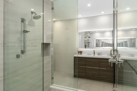 527 Orton Avenue Fort Lauderdale FL 33304
