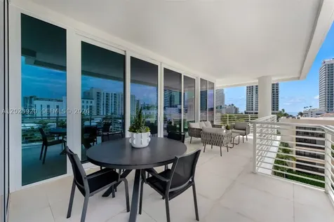 527 Orton Avenue Fort Lauderdale FL 33304