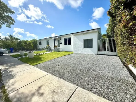 3280 SW 16th Terrace Miami FL 33145