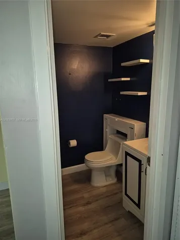 16565 NE 26th Avenue North Miami Beach FL 33160