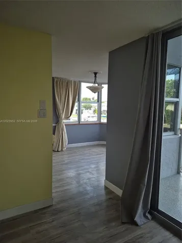 16565 NE 26th Avenue North Miami Beach FL 33160