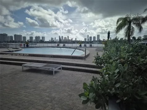 16565 NE 26th Avenue North Miami Beach FL 33160