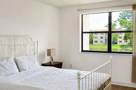 10405 Sunrise Lakes Boulevard Sunrise FL 33322