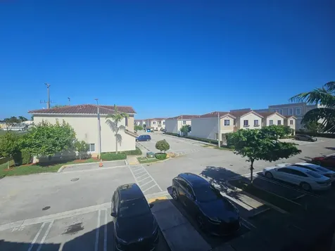 2944 NW 180th Street Miami Gardens FL 33056