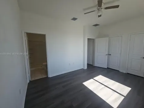 2944 NW 180th Street Miami Gardens FL 33056