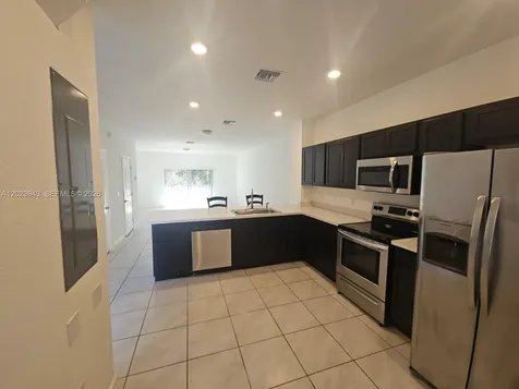 2944 NW 180th Street Miami Gardens FL 33056