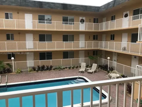 7910 Taft Street Pembroke Pines FL 33024