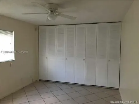 7910 Taft Street Pembroke Pines FL 33024