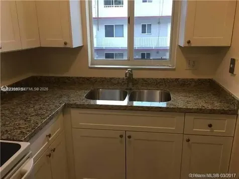 7910 Taft Street Pembroke Pines FL 33024