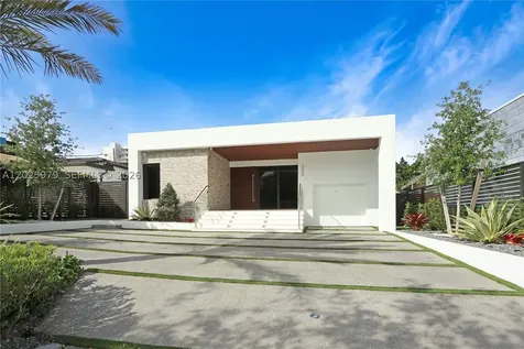 330 SW 19th Road Miami FL 33129