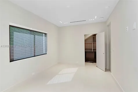 330 SW 19th Road Miami FL 33129
