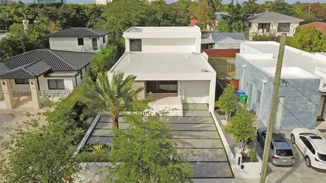 330 SW 19th Road Miami FL 33129