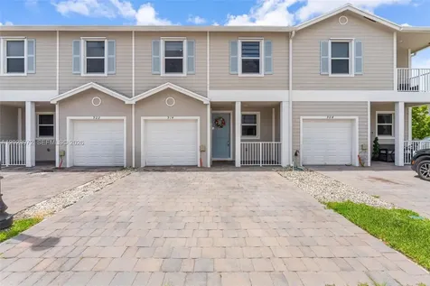 914 SE 18th Street Homestead FL 33034