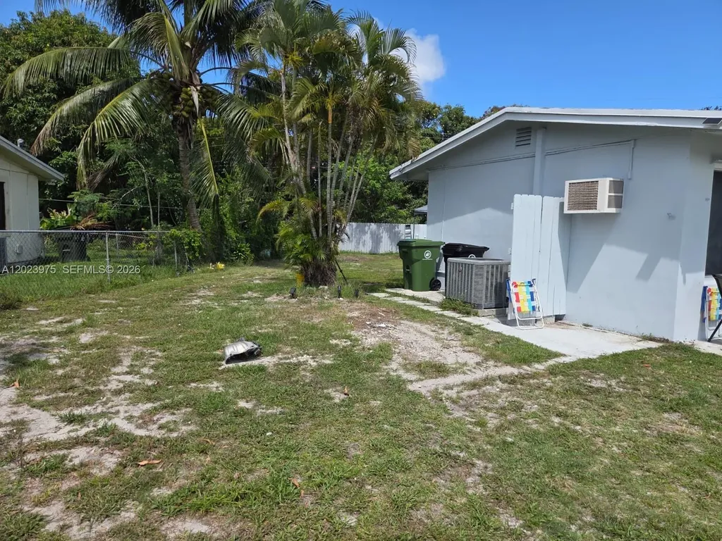 1524 NW 12th Terrace Fort Lauderdale FL 33311