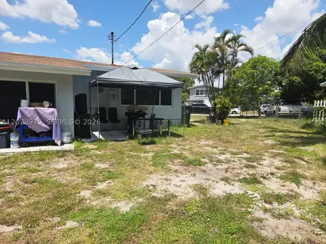 1524 NW 12th Terrace Fort Lauderdale FL 33311