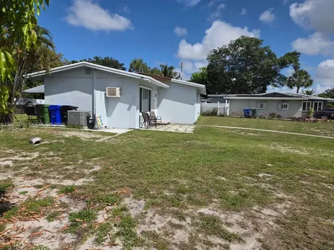 1524 NW 12th Terrace Fort Lauderdale FL 33311
