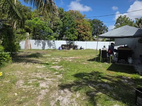 1524 NW 12th Terrace Fort Lauderdale FL 33311