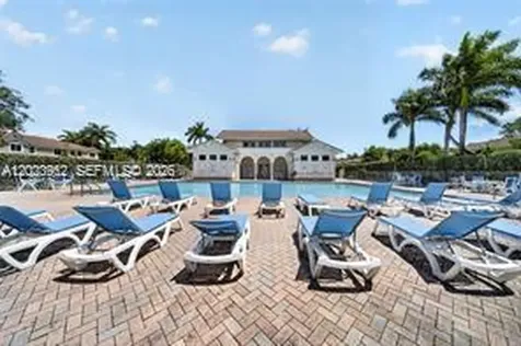 1068 SE 24th Avenue Homestead FL 33035