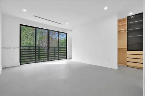 5116 NW 3rd Avenue Miami FL 33127