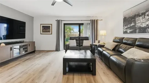 201 NW 106th Terrace Pembroke Pines FL 33026