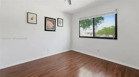 201 NW 106th Terrace Pembroke Pines FL 33026