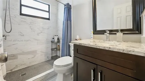 201 NW 106th Terrace Pembroke Pines FL 33026
