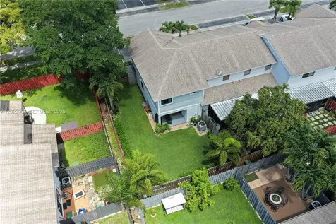 201 NW 106th Terrace Pembroke Pines FL 33026