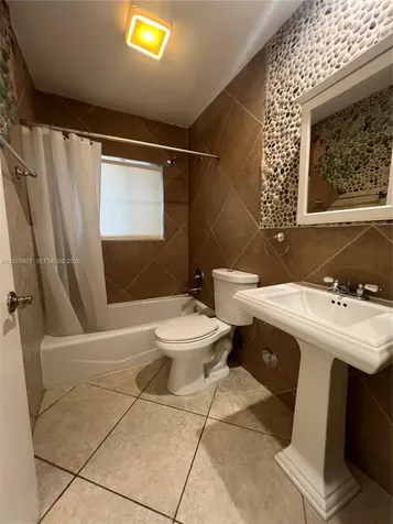16373 Malibu Drive Weston FL 33326