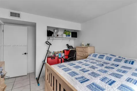 3770 W 8th Lane Hialeah FL 33012