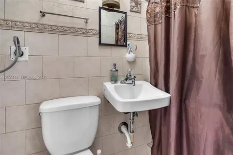3770 W 8th Lane Hialeah FL 33012