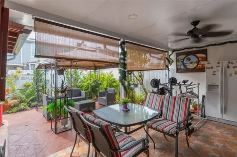 3770 W 8th Lane Hialeah FL 33012