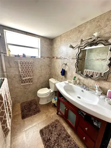 211 NE 8th Avenue Hallandale Beach FL 33009