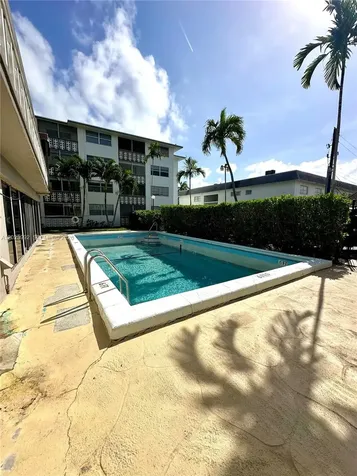 211 NE 8th Avenue Hallandale Beach FL 33009