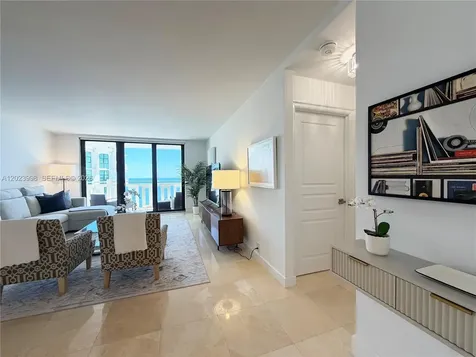 1111 Crandon Boulevard Key Biscayne FL 33149