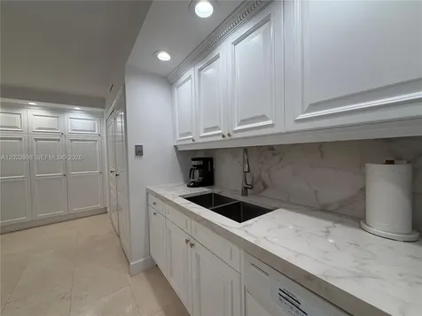 1111 Crandon Boulevard Key Biscayne FL 33149