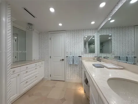 1111 Crandon Boulevard Key Biscayne FL 33149
