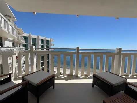 1111 Crandon Boulevard Key Biscayne FL 33149