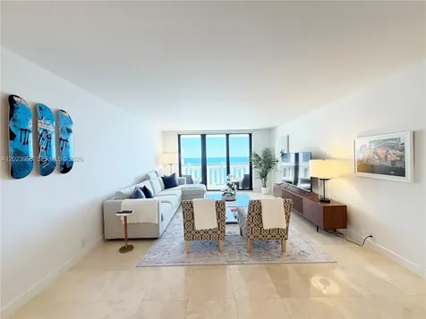 1111 Crandon Boulevard Key Biscayne FL 33149