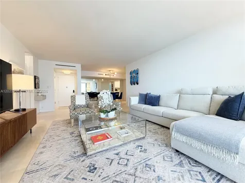 1111 Crandon Boulevard Key Biscayne FL 33149