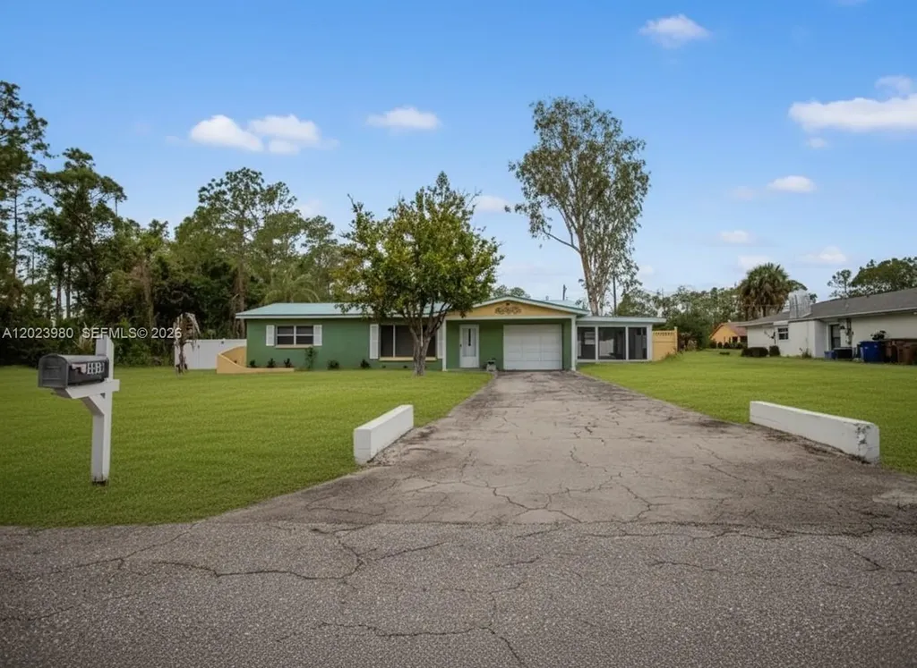 1313 E Cleveland Avenue Lehigh Acres FL 33972