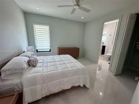 8410 SW 65 Avenue South Miami FL 33143
