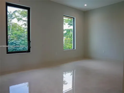 8410 SW 65 Avenue South Miami FL 33143
