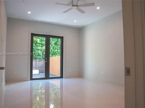 8410 SW 65 Avenue South Miami FL 33143