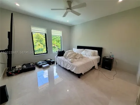 8410 SW 65 Avenue South Miami FL 33143