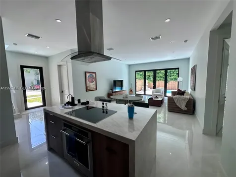 8410 SW 65 Avenue South Miami FL 33143
